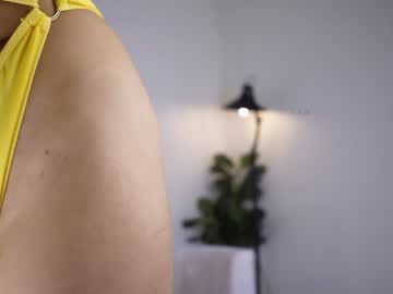 webcam girl shena_nomy live cam image #8974184