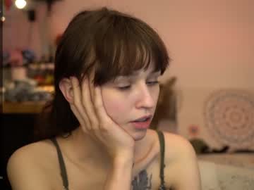 webcam girl diruriru live cam image #8945631