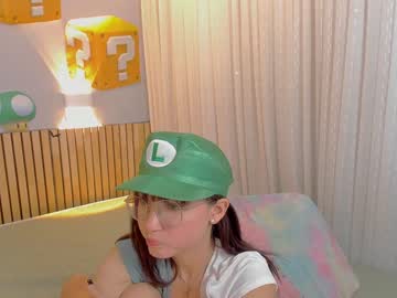 webcam girl little_effy18 live cam image #7489887
