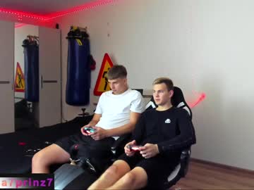 webcam man ali_bruin live cam image #6491334