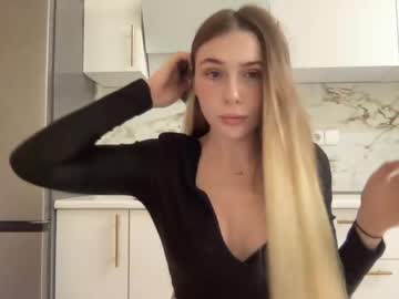webcam girl kate_mils live cam image #5974528