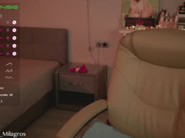 webcam girl mia_milagros live cam image #6248616