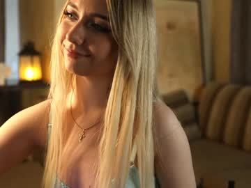 webcam girl owlluree live cam image #7433973
