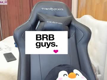 webcam girl lika_moon live cam image #2211114