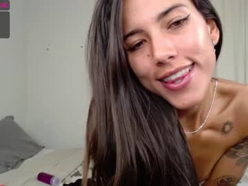 webcam girl one_more_cum live cam image #6680383