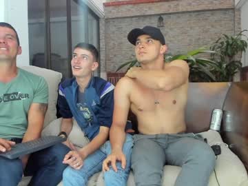 webcam man heteros_men live cam image #2866569