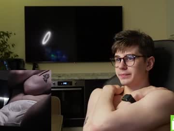 webcam man artdimension live cam image #9769061