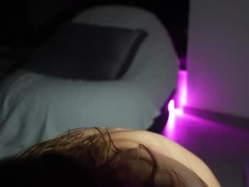 webcam girl hotbella_ live cam image #13045640