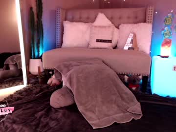 webcam girl aubrilee live cam image #3240436