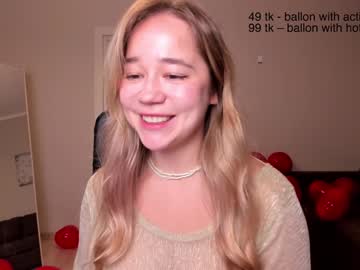 webcam girl kristyspiritedaway live cam image #9541844