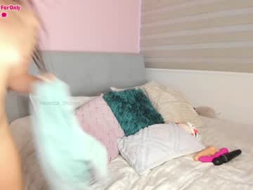 webcam girl rebeccastonee live cam image #5399626