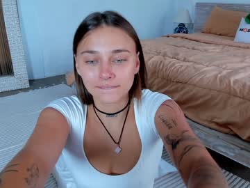 webcam girl eleonora_linn_ live cam image #11422355
