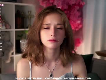 webcam girl taitehambelton live cam image #12973240