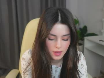 webcam girl lucky_forme live cam image #12005854