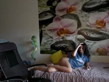 webcam girl jennycutey live cam image #12964530