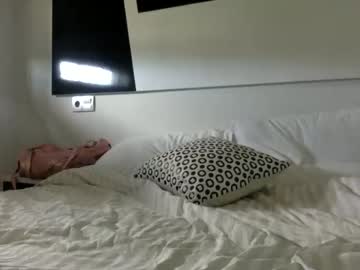 webcam girl camelia_caramel_ live cam image #2603263