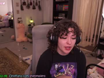 webcam girl evelynpiers live cam image #5238227