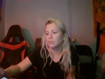 webcam girl phulaen live cam image #7958536
