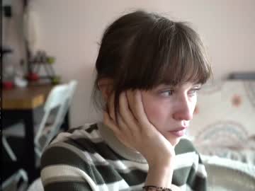 webcam girl diruriru live cam image #9130489