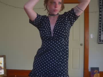 webcam girl crimsonxrapture live cam image #2396881