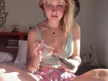 webcam girl kittengirlxo live cam image #12130242