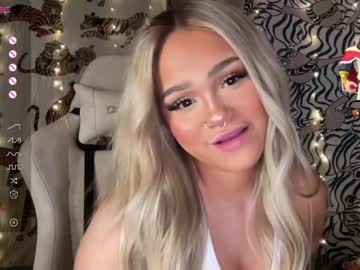 webcam girl ari_02 live cam image #7550362