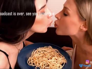 webcam girl seeunexttime live cam image #8836545