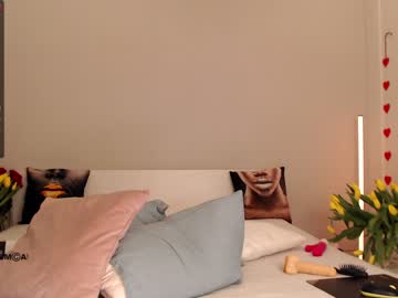 webcam girl lissa_wayne live cam image #5359092