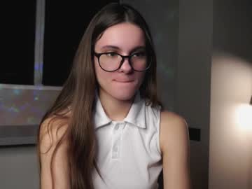 webcam girl lorettadunnell live cam image #11229042
