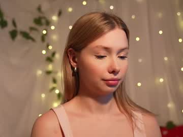 webcam girl april_blush live cam image #11979781