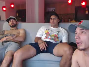 webcam man fratguysonline live cam image #6040647