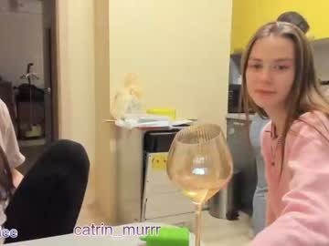 webcam girl 1i1ypa1mer live cam image #7960233