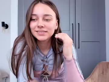 webcam girl eleonora_linn live cam image #2785402