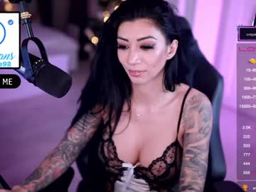 webcam girl evelyne92 live cam image #1219928