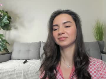 webcam girl nicoleluuv live cam image #11793520