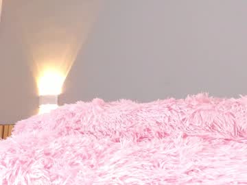webcam girl little_effy18 live cam image #9570552