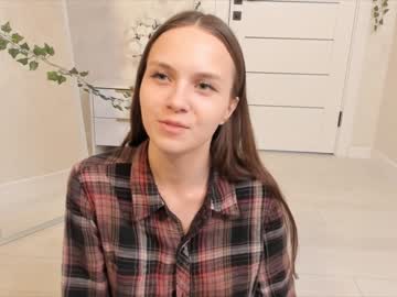 webcam girl lisahallf live cam image #7869637
