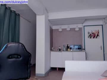 webcam girl dulceyjohn live cam image #8883938