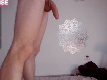 webcam girl careful_i_bite live cam image #10284492