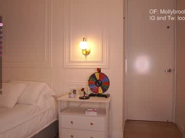 webcam girl newmollybrooke live cam image #12811780