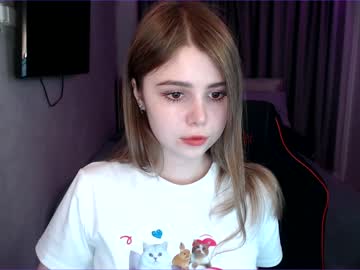 webcam girl tripleprinces live cam image #7152229