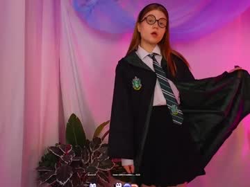 webcam girl alisia_spinnet live cam image #11002762
