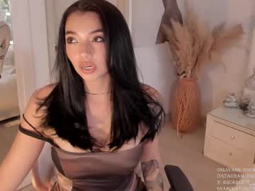 webcam girl scarlett__baker11 live cam image #11990544