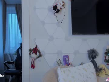 webcam girl sweety_rinushka_ live cam image #1023803