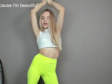 webcam girl chloe_tin live cam image #4128056