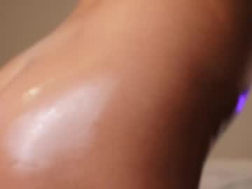 webcam girl ella_twinkle live cam image #12803394