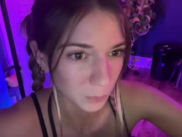 webcam girl oliviahansleyy live cam image #11671926