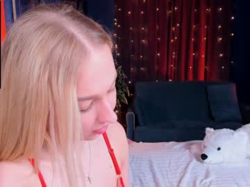 webcam girl katrinpolly live cam image #2187097