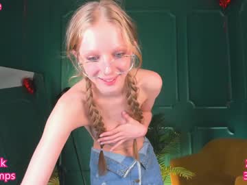 webcam girl jenny_ames live cam image #8737365