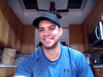 webcam man new_york_guy518 live cam image #2168207